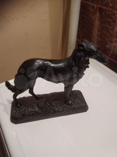 Каслинское литье, Собака борзая