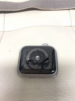 Apple Watch 4 40 полный комплект