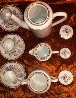 Сервиз кофейный 12 персон (костяной фарфор). дфз