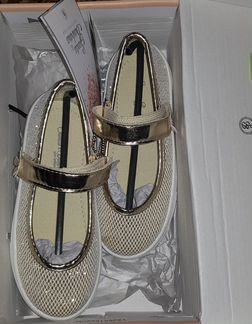 Туфли для девочки 28 размер новые