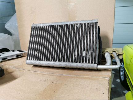 Радиатор кондиционера салонный bmw e60