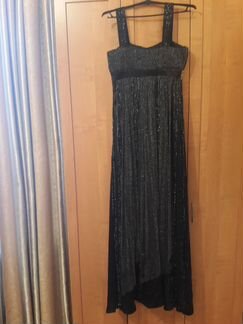 Чёрное вечернее платье