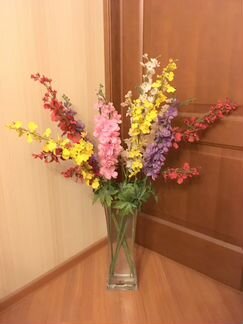 Цветы искуственные, ваза (всё новое)