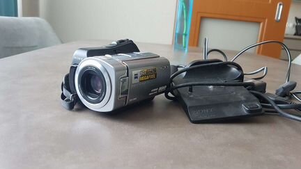 Видеокамера Sony dcr-sr85