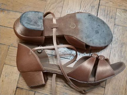 Босоножки для бальных танцев, р. 35, атлас