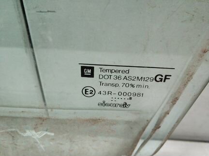 Стекло двери задней левой Opel Vectra B 1995-2000