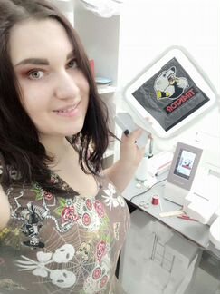 Машинная вышивка на одежде ткани и крое