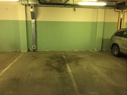Машиноместо, 13 м²
