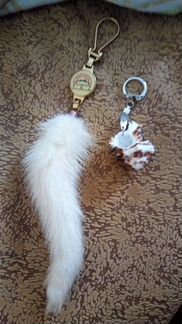 Брелоки: натуральный мех,ракушка, детский Barbie