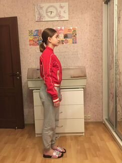 Спортивная ветровка красная Exhibit 42-44 рр