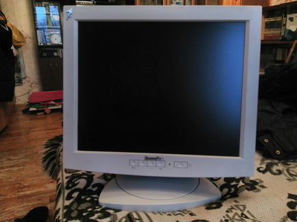 Хороший монитор 19