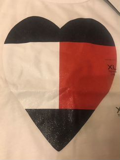 Футболка новая Tommy Hilfiger для маленькой модниц